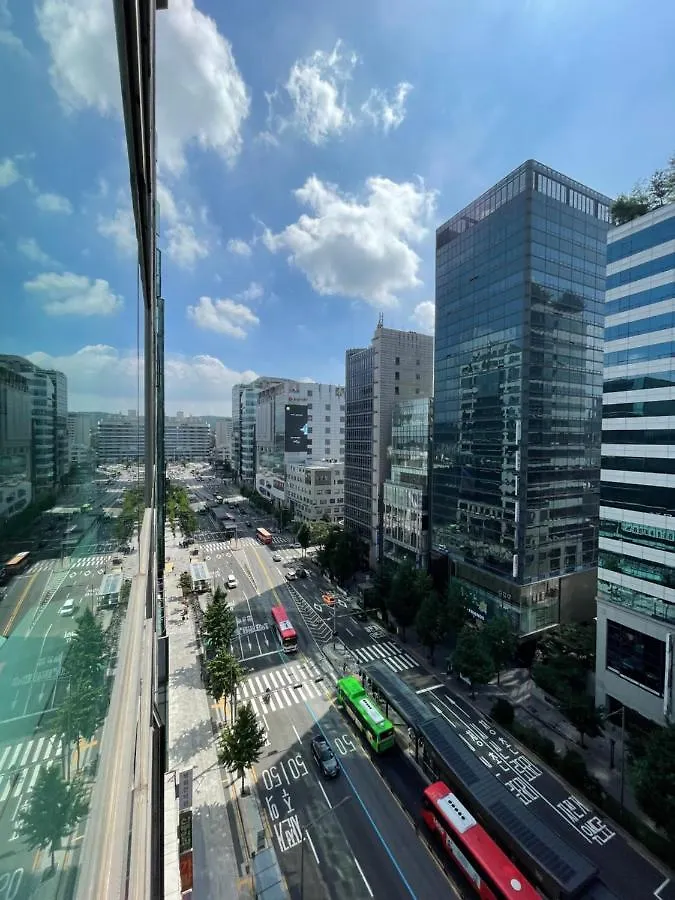 Hongdae Residence 3 - 1Min From Hongik Uni Station Exit #1 首爾