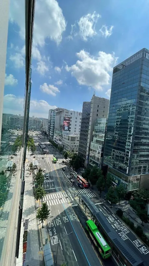 Hongdae Residence 3 - 1Min From Hongik Uni Station Exit #1 首爾 韩国