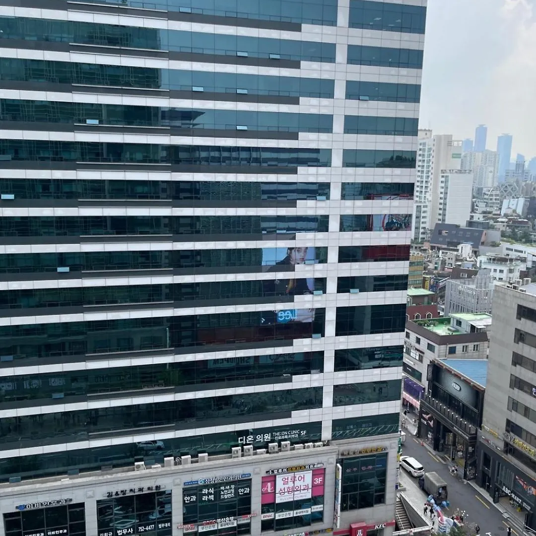 公寓 Hongdae Residence 3 - 1Min From Hongik Uni Station Exit #1 首爾